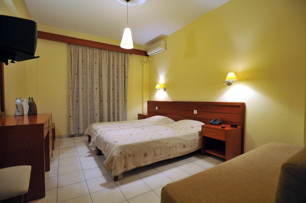 Hotel Kalloni 19/62