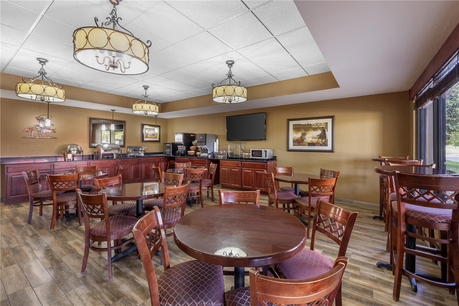 Best Western North Edge Inn 8/13