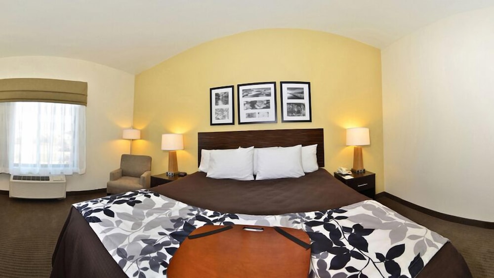 Sleep Inn & Suites Miles City I-94 13/39