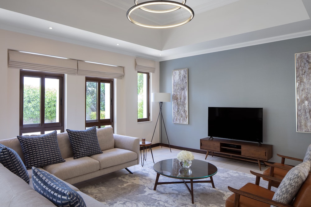 Dubai Creek Club Villas 14/36