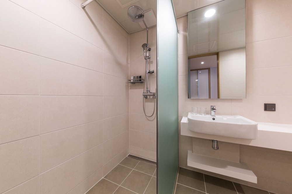 Days Hotel & Suites by Wyndham Incheon Airport 49/50