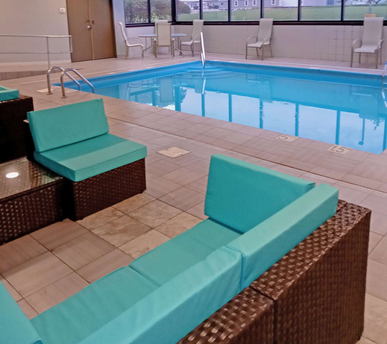 Clarion Pointe Evansville North 15/35