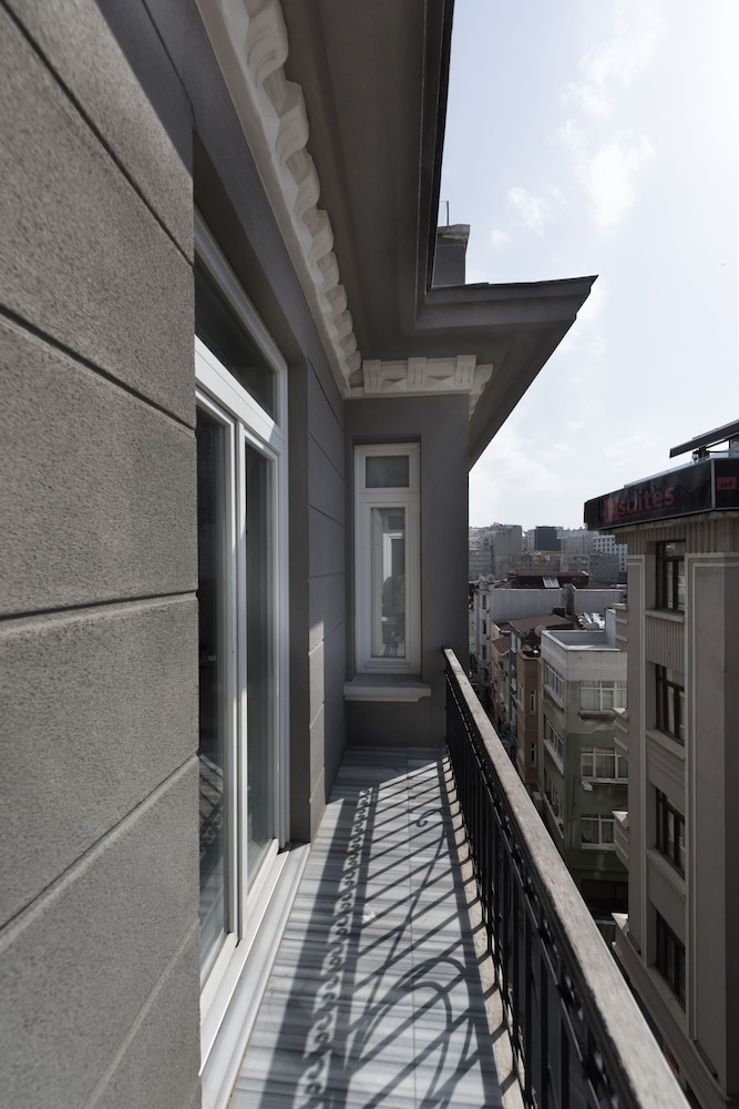 The Central House Istanbul Taksim 5/46
