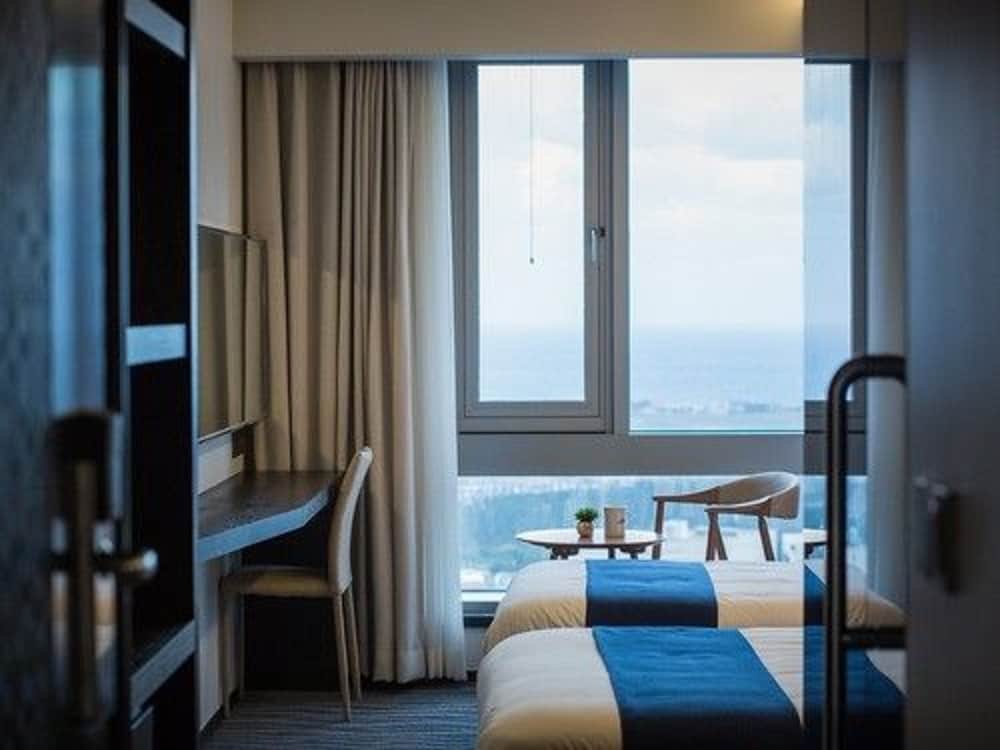 Gloucester Hotel Jeju 30/57