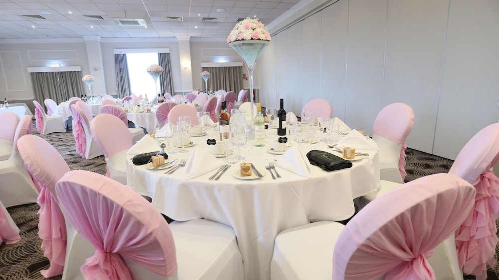 Citrus Hotel Coventry By Compass 44/50