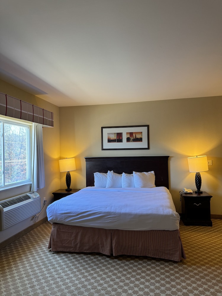 Spark by Hilton Galloway Atlantic City 13/54
