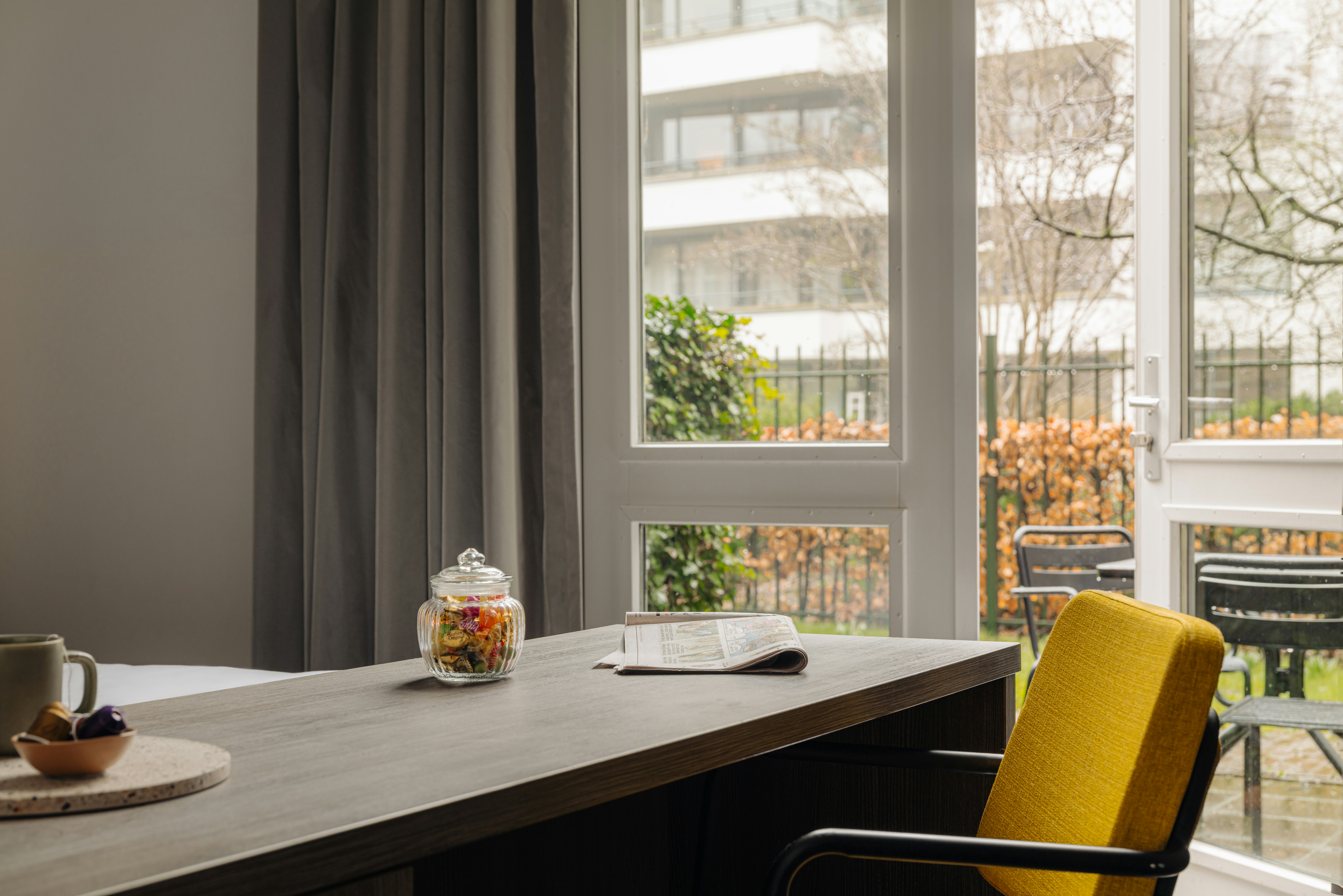 The Manor Amsterdam 49/57