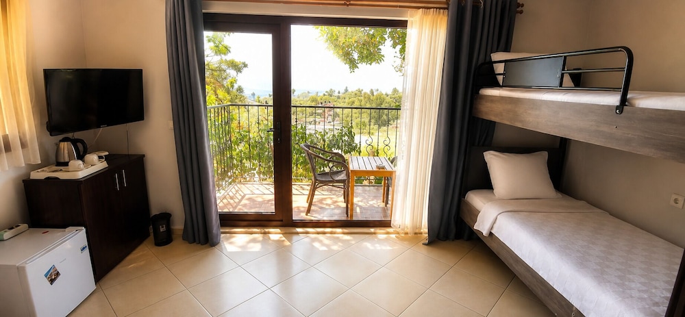 Symbola Oludeniz Beach Hotel 67/79