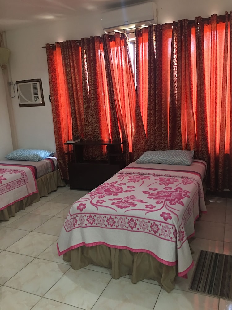 New Eve's Kiosk Dive Resort 45/71