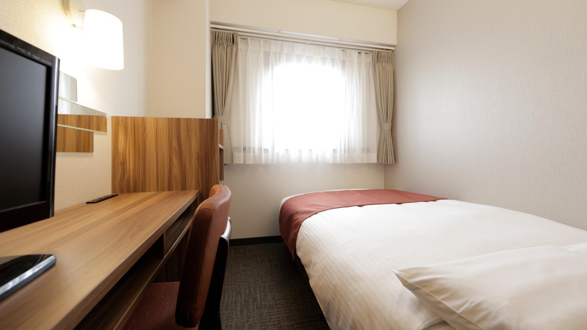 Semi Room