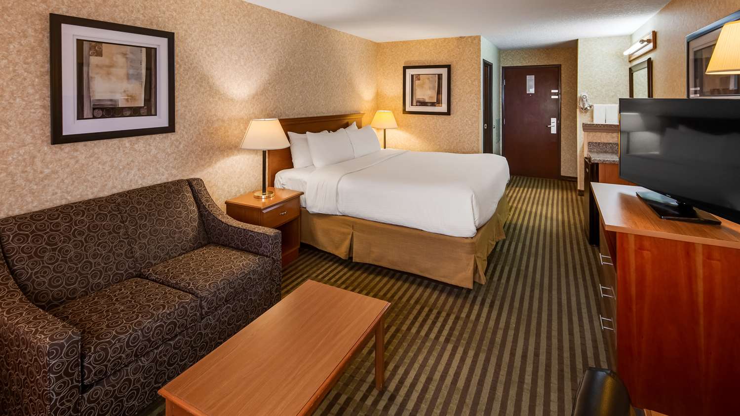 Best Western Rama Inn 14/42