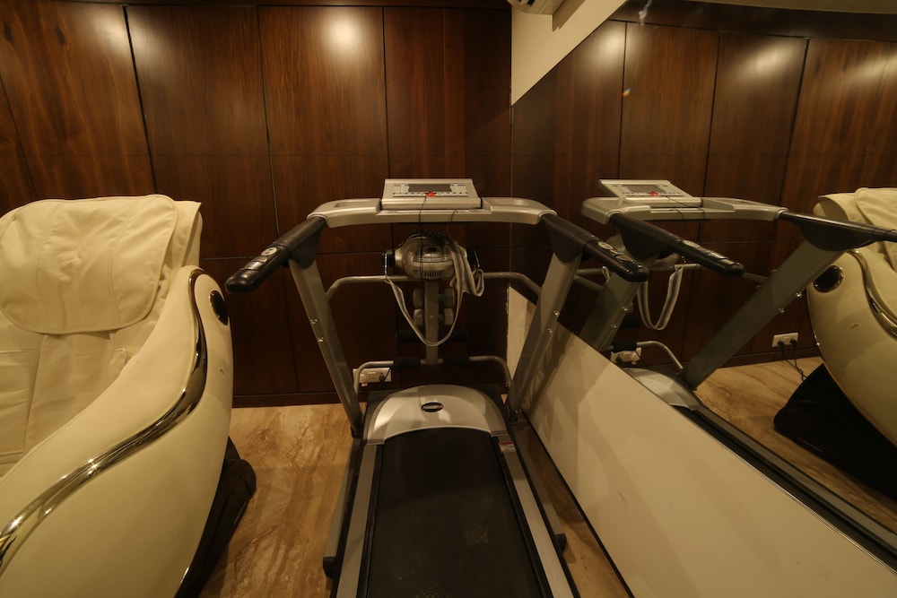 Hotel Grandpragati 23/28