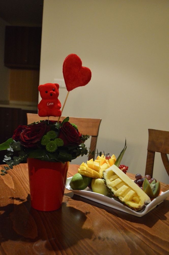 MARKAZIA SUITES 62/78