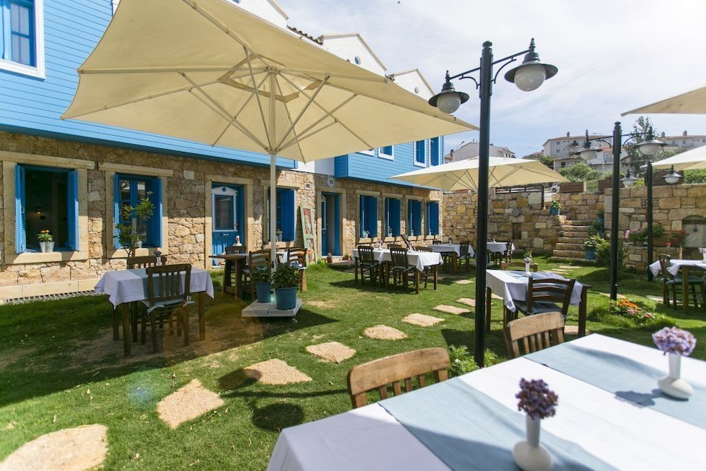 Ayapetro Hotel 21/23