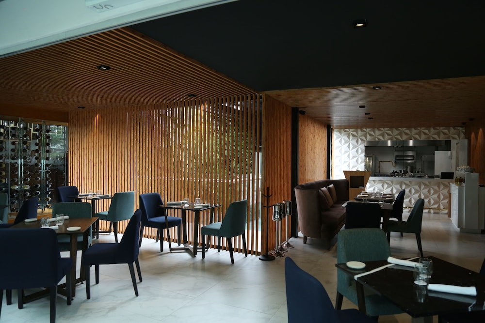 Casa Prim Hotel Boutique 61/76