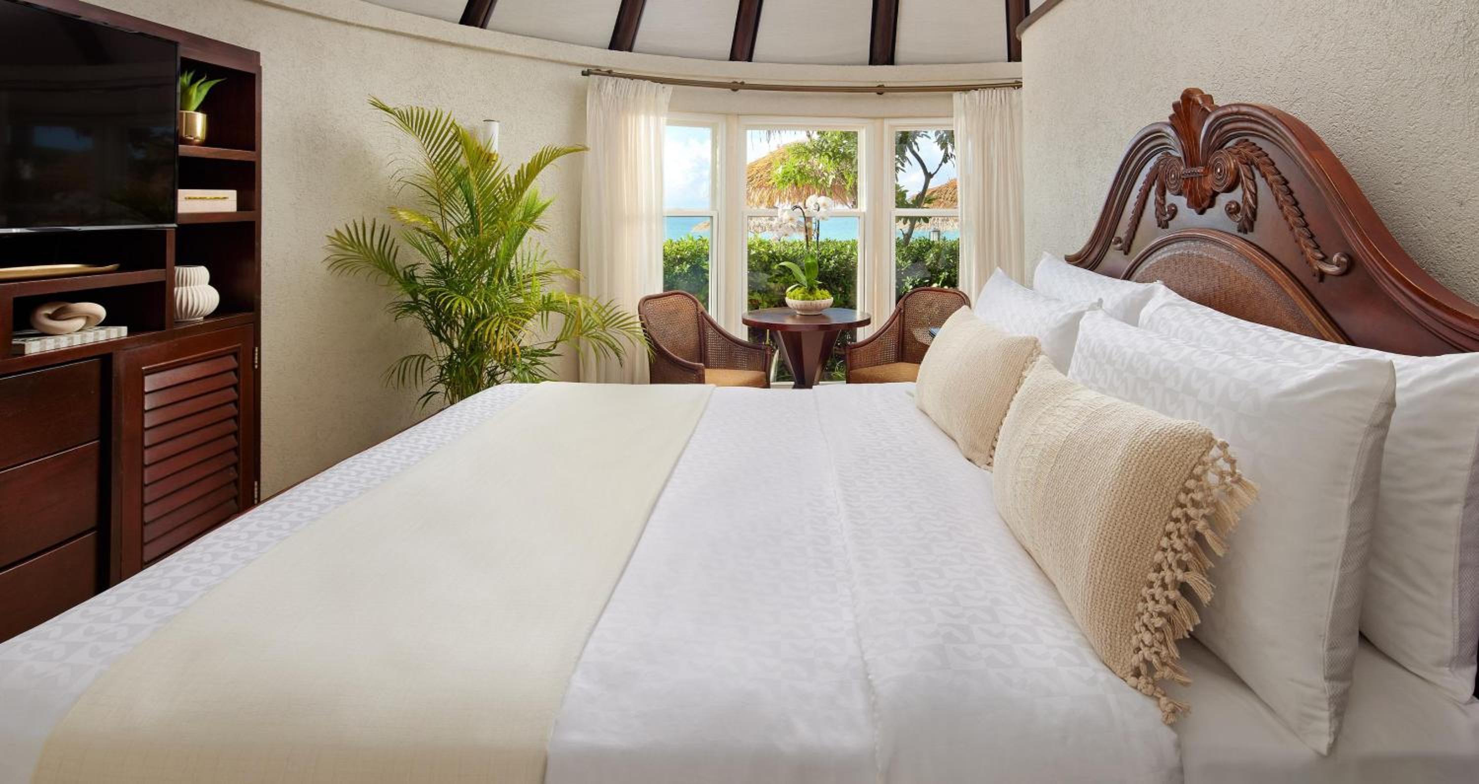 Caribbean, King Bed, Beach Front, Butler