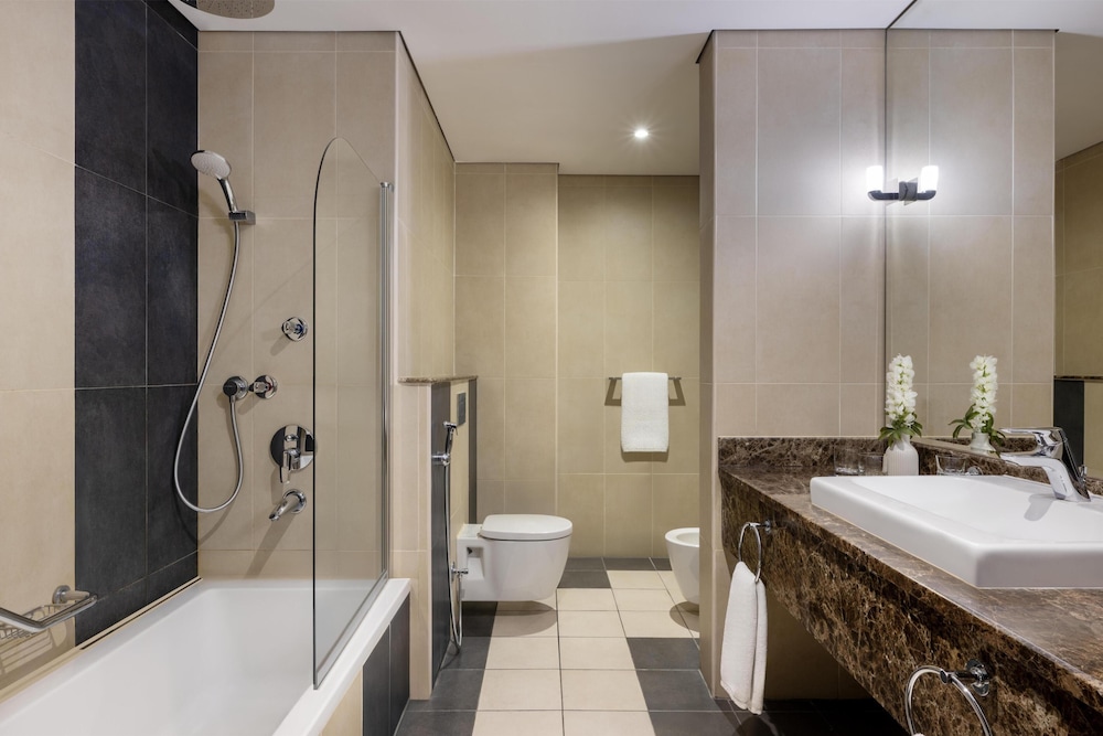 Golden Tulip Doha 65/67