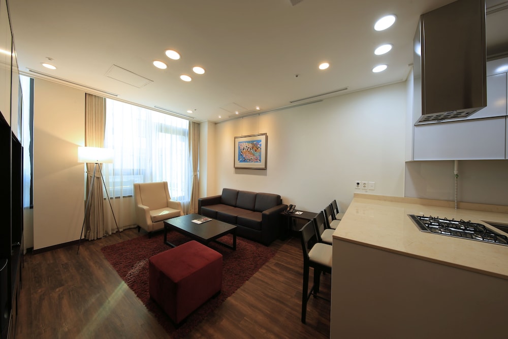 Orakai Insadong Suites 48/72