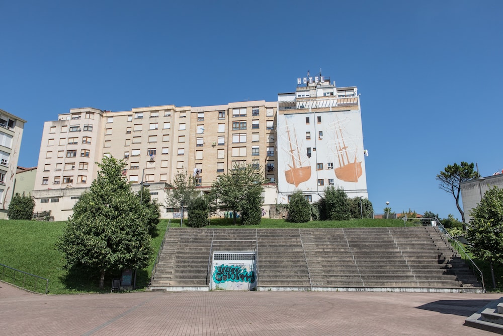 Hotel Las Anclas 41/48