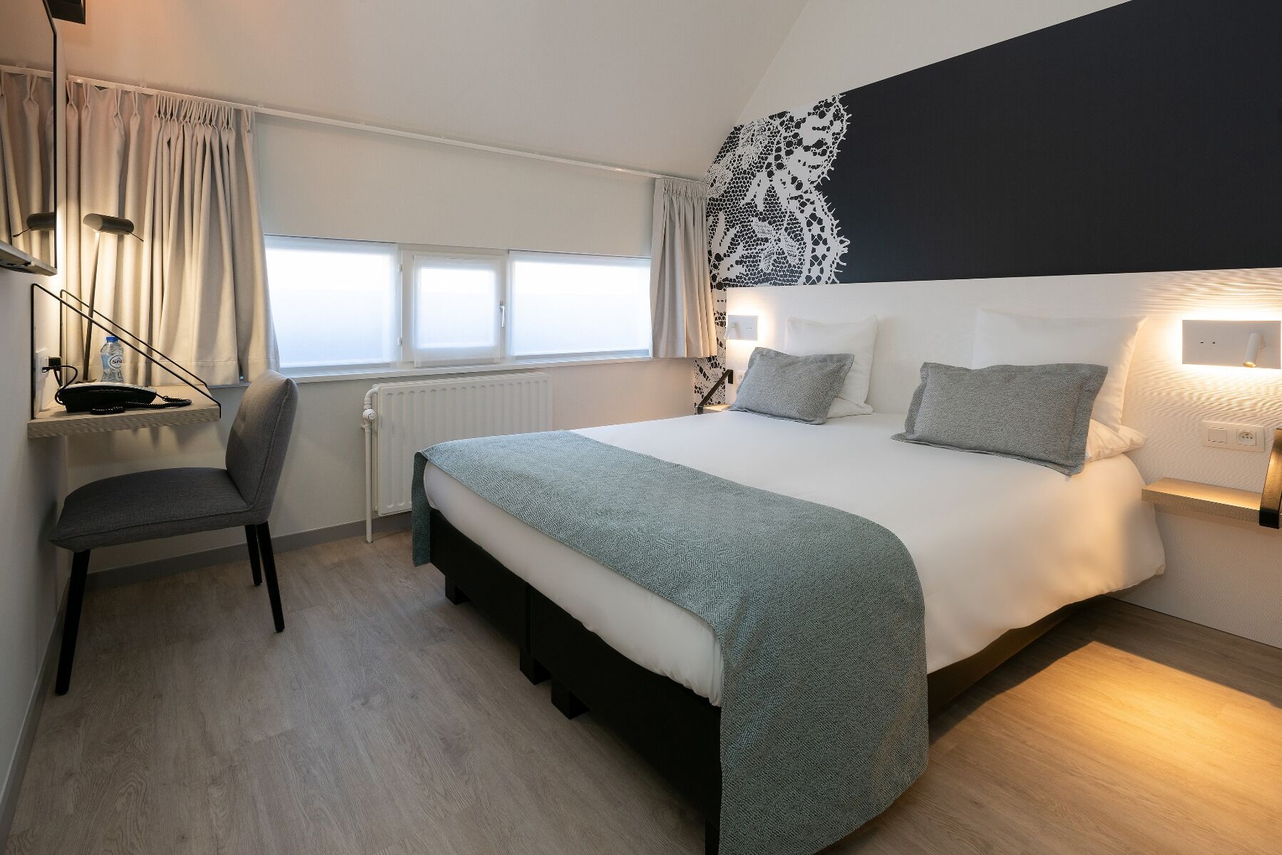 COMFORT, DOUBLE BED, BATHTUB