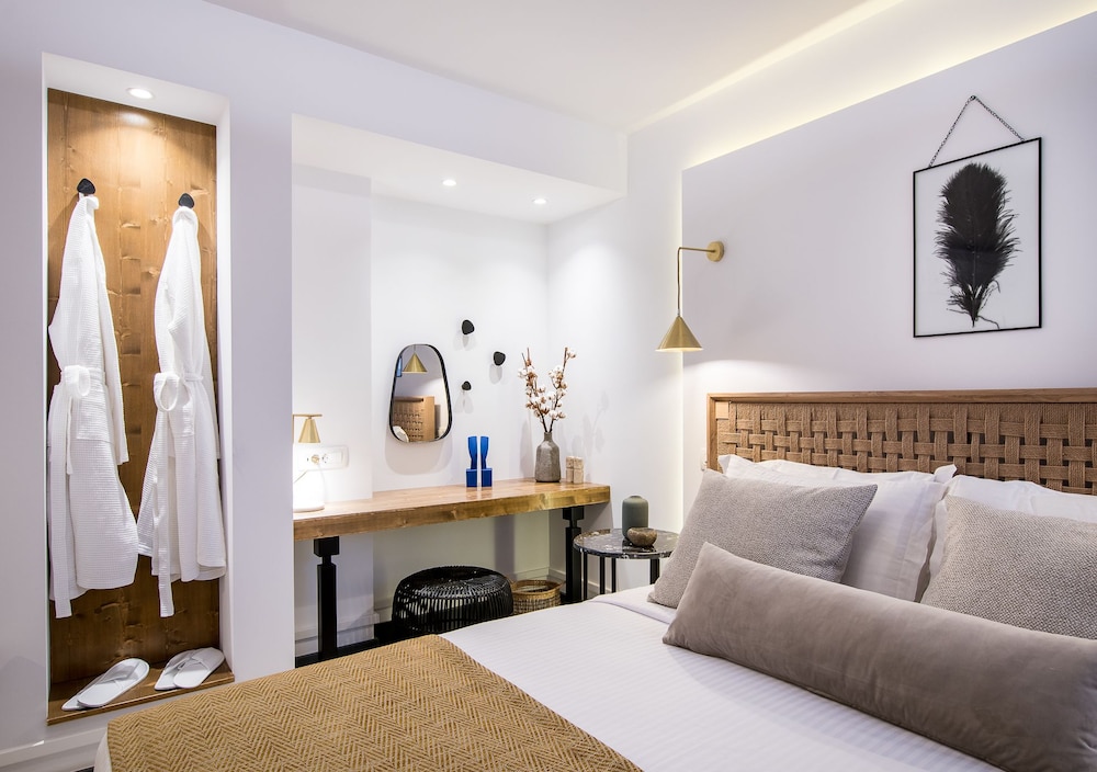 Amelot Art Suites 28/42