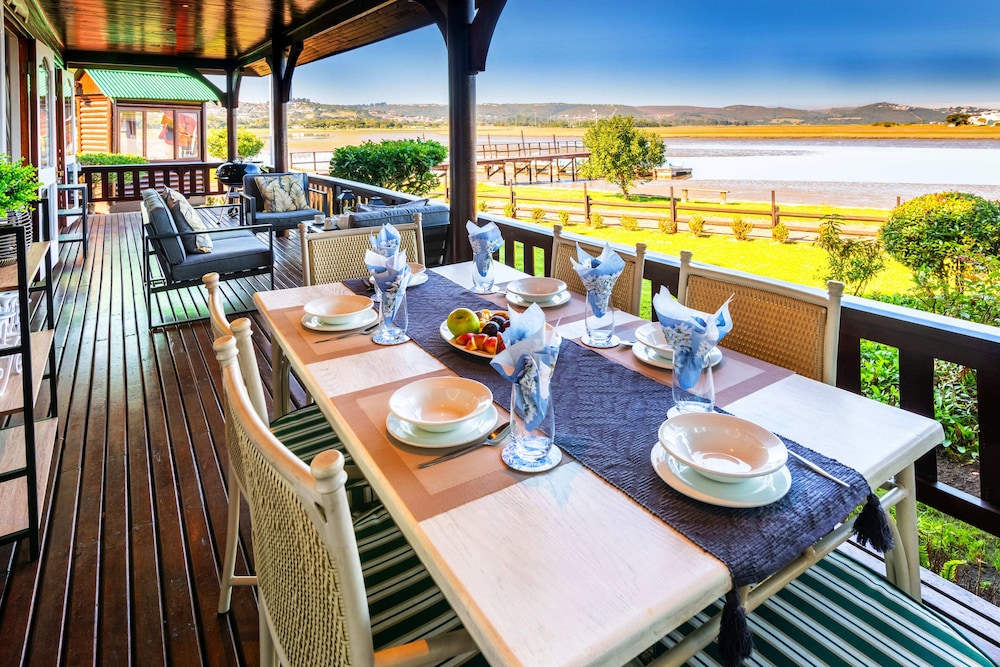 KNYSNA RIVER CLUB - KNYSNA 51/76