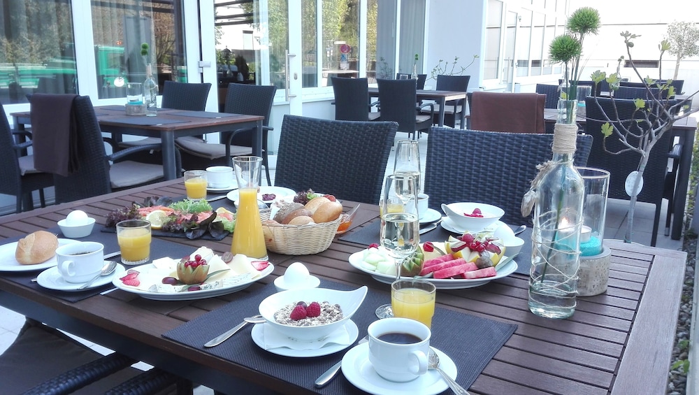 Caravelle Hotel im Park 37/55
