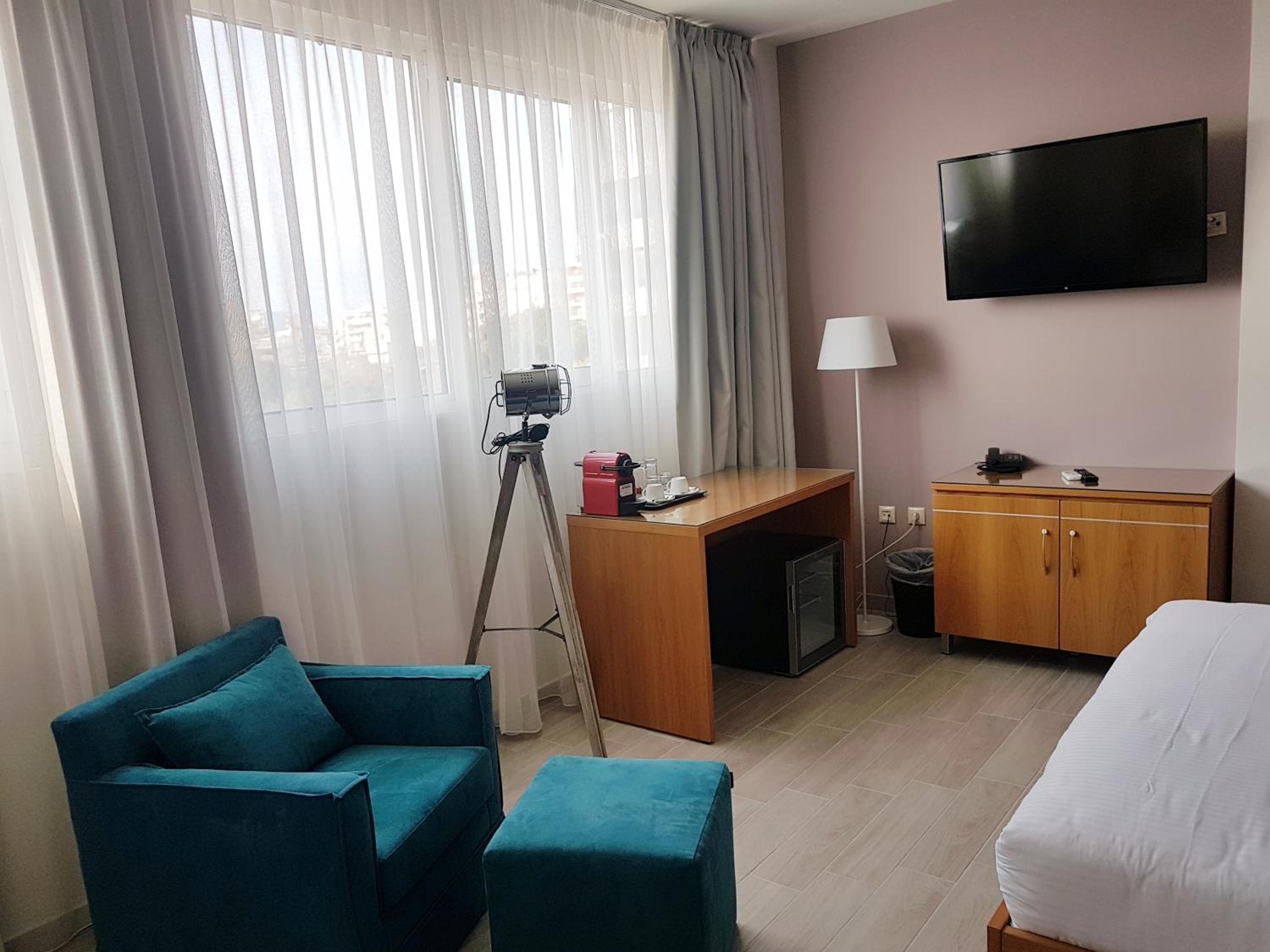 La Place De La Gare Suite 14/19