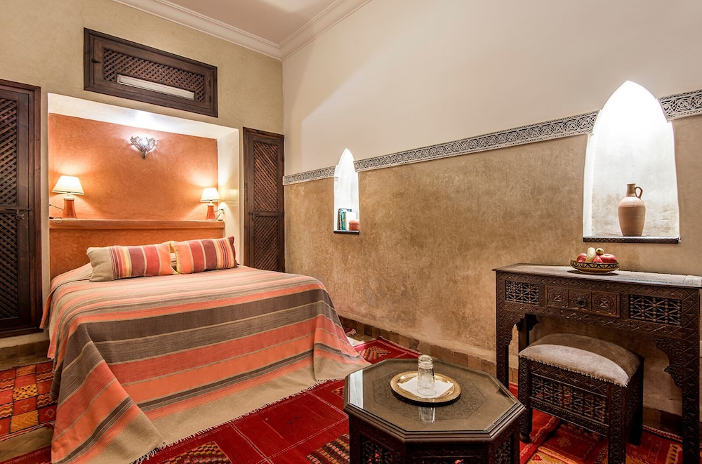 Riad El Noujoum 27/50