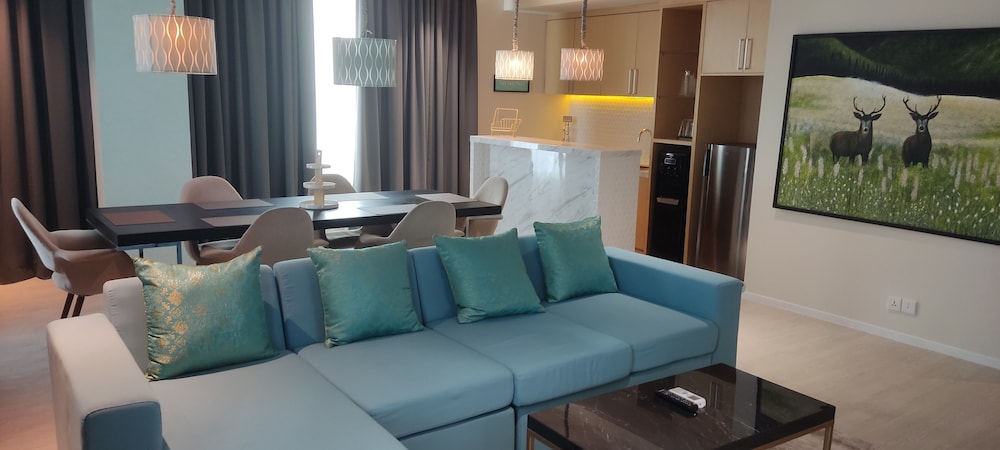 Eastern Hotel Bojonegoro 31/50