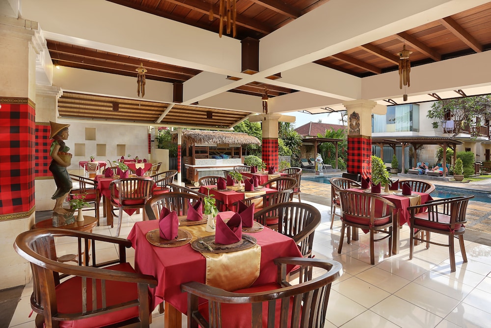 Respati Beach Hotel 55/66