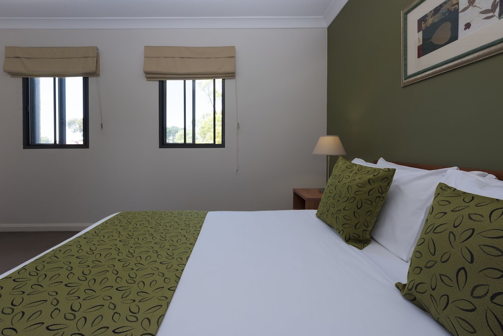 Leisure Inn Spires 22/50