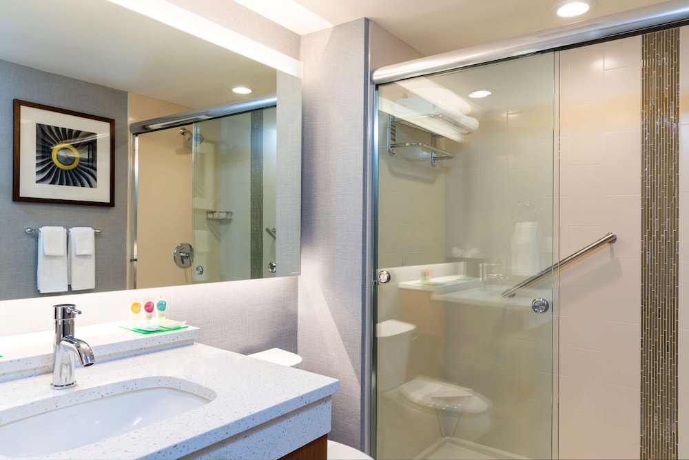 Hyatt Place Flint/Grand Blanc 13/47