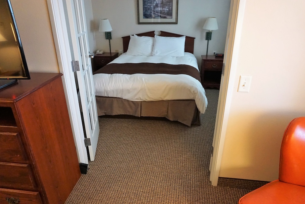 River Hills Hotel 9/66