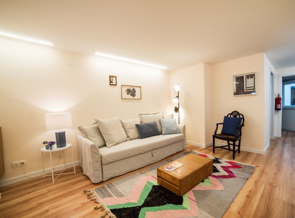Lis Apartments 39/66