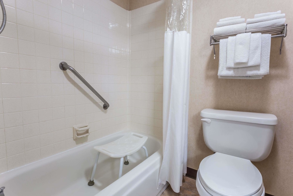 Travelodge by Wyndham Pioneer Villa 12/29