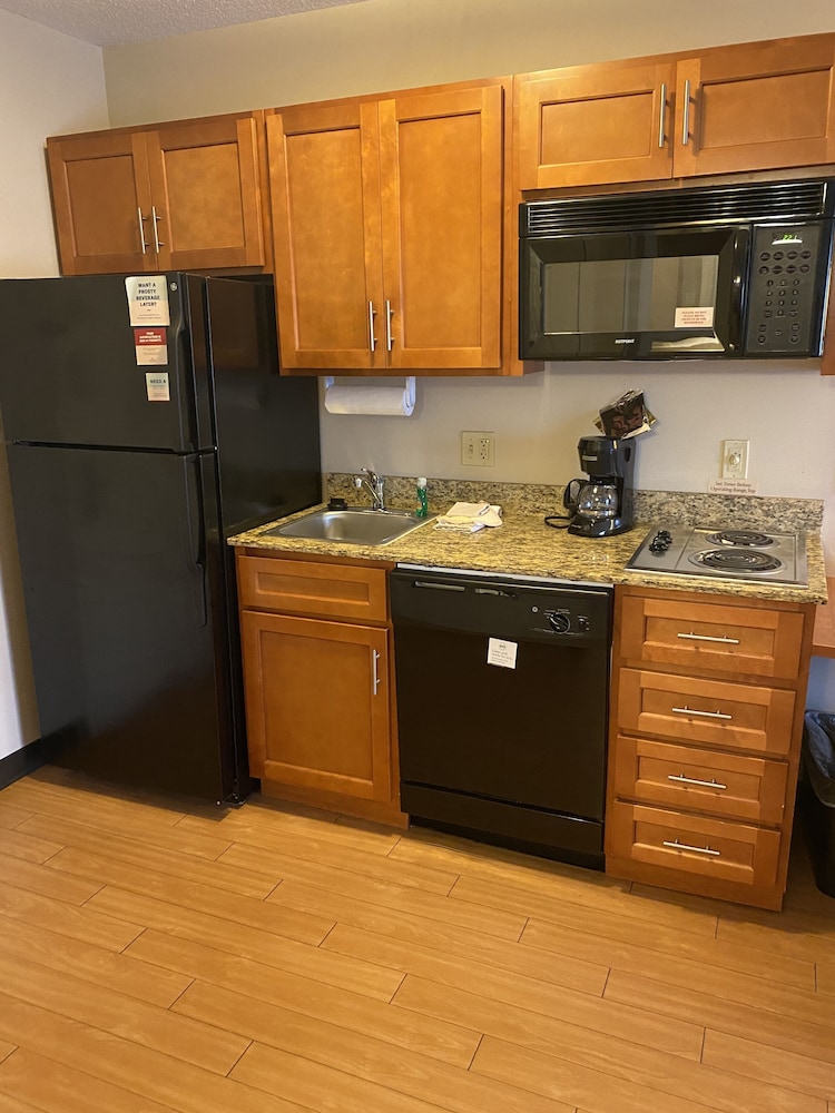 Candlewood Suites Williamsport 52/77