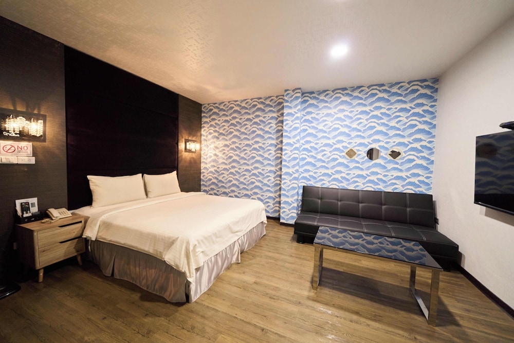 LUXURY, DOUBLE BED