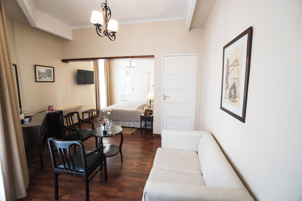 Hotel Colonial Salta 25/50