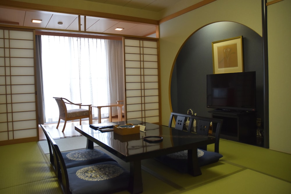 The Gran Resort Elegante Awajishima 38/59