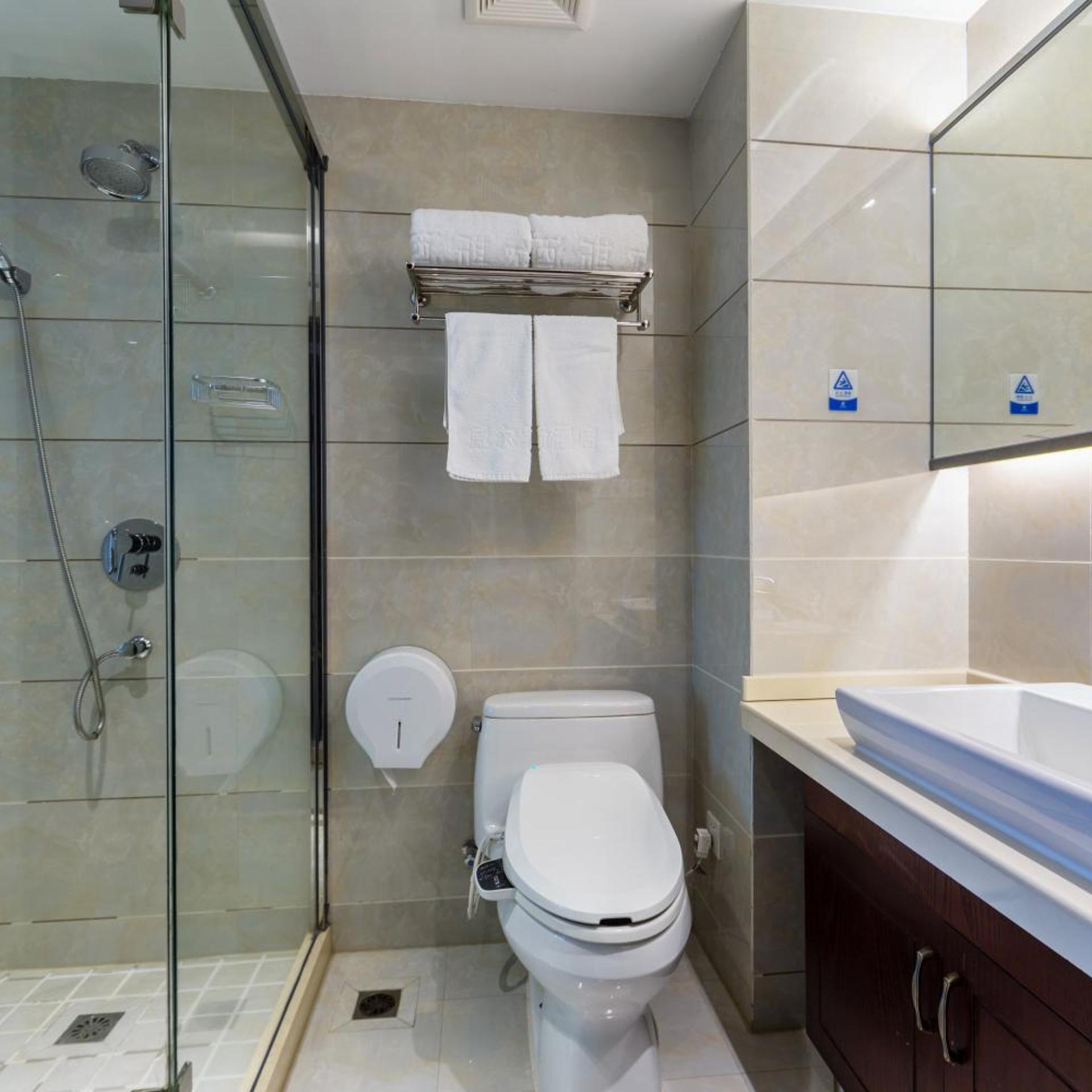 Huzhou Wealth Hotel 47/50