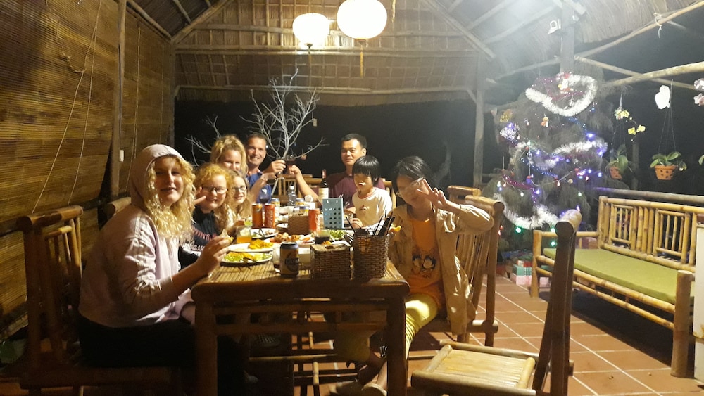 Ferry Homestay 25/50