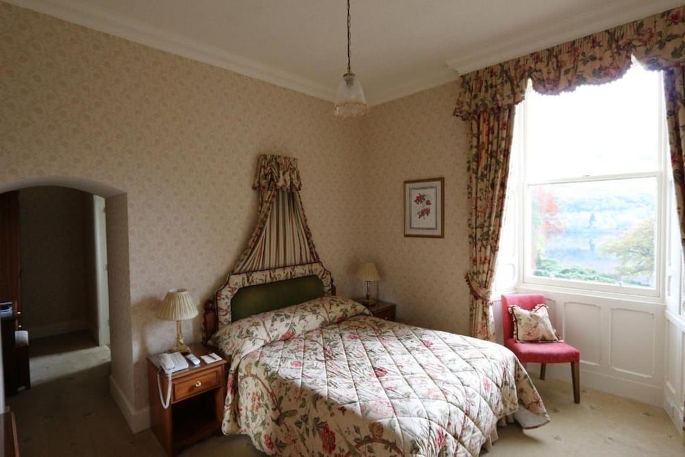 Glengarry Castle Hotel 18/42