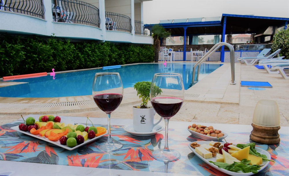 Cunda Paradise Butik Otel 41/56