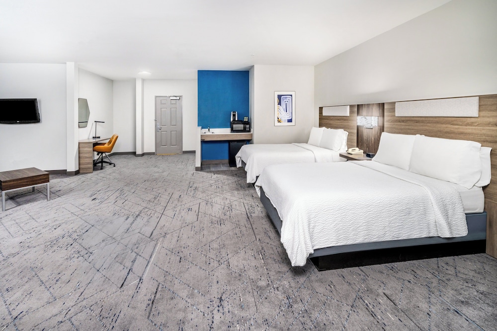 Holiday Inn Express Hotel And Suites Denver North Thornton 25/69