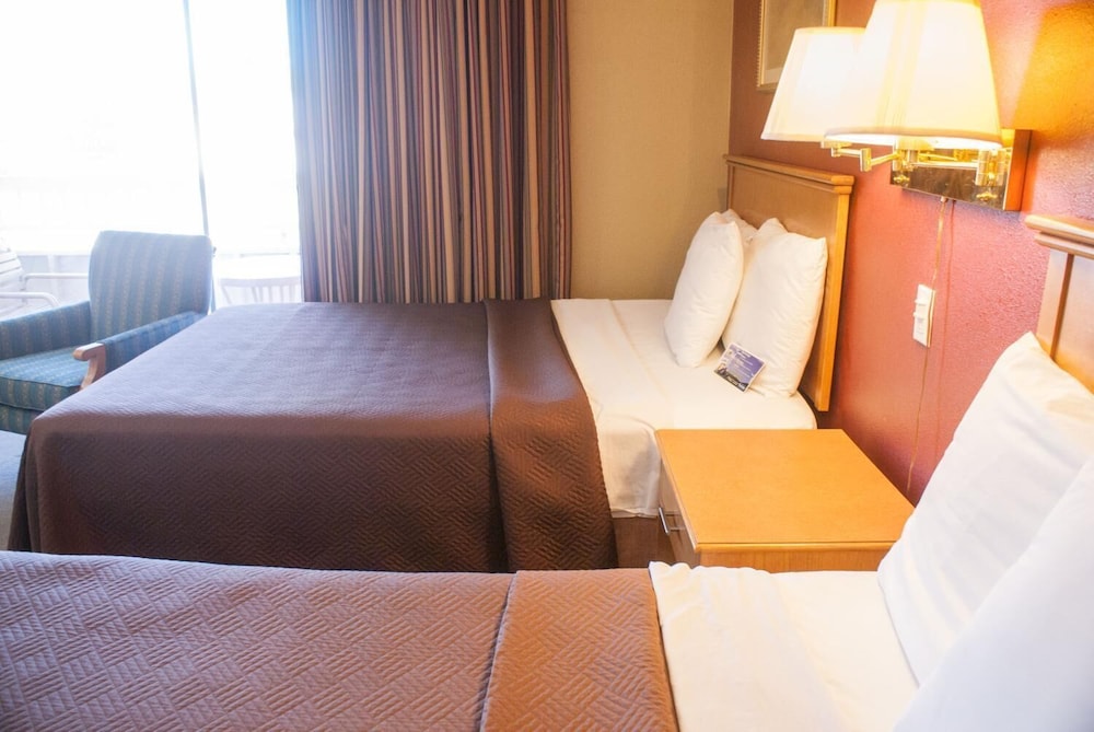 Sol Springs Inn 3/50
