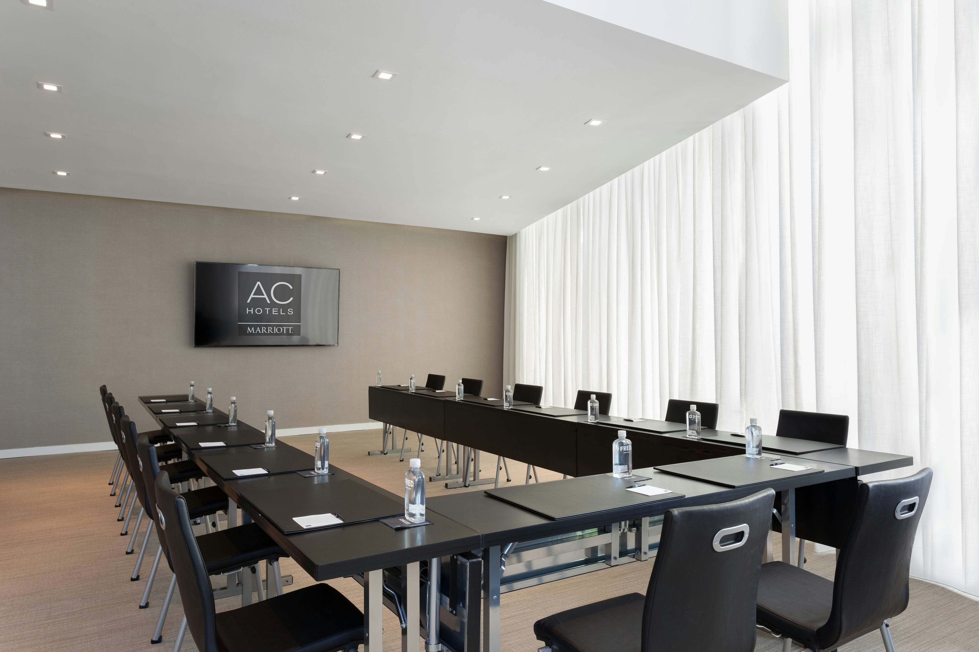 Ac Miami Beach 14/16