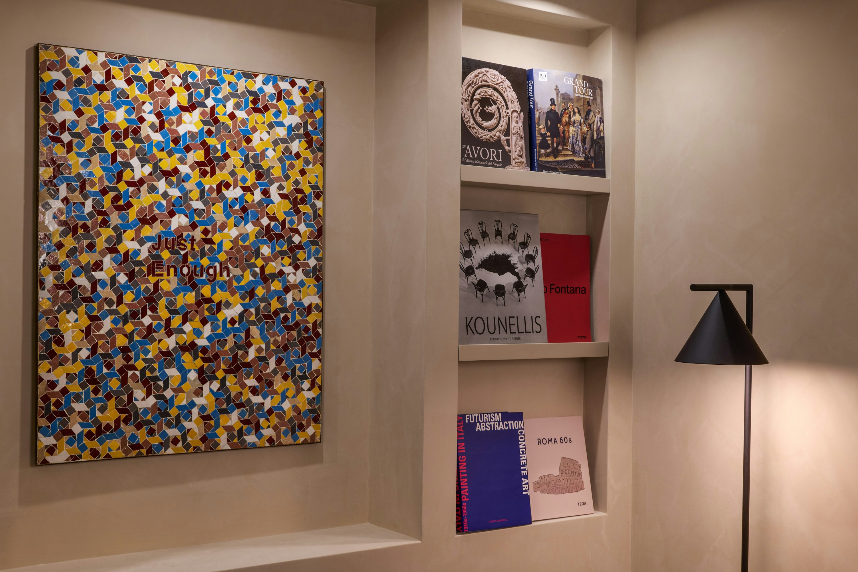 Borghese Contemporary hotel 25/26