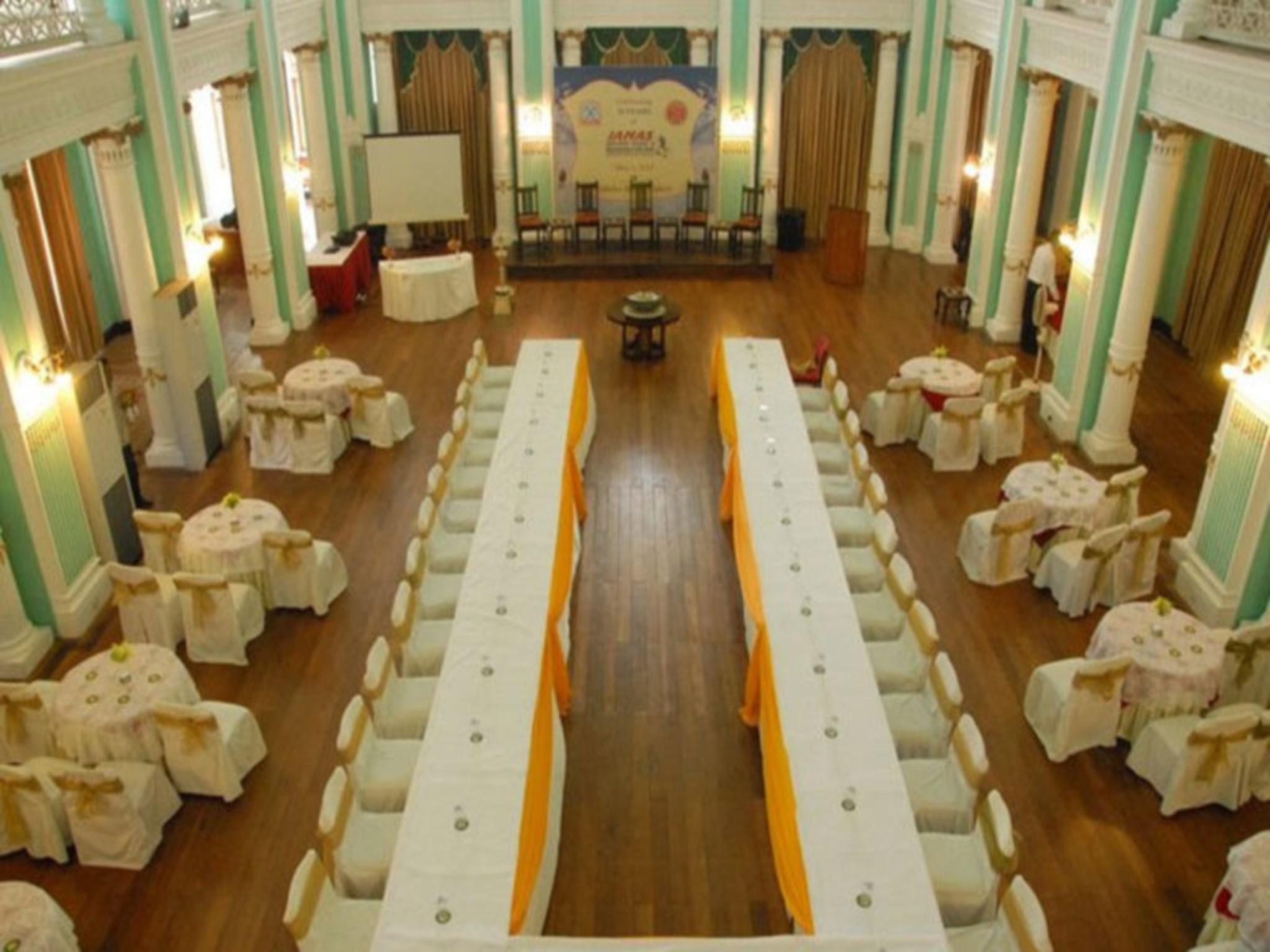 Lalitha Mahal Palace 11/26