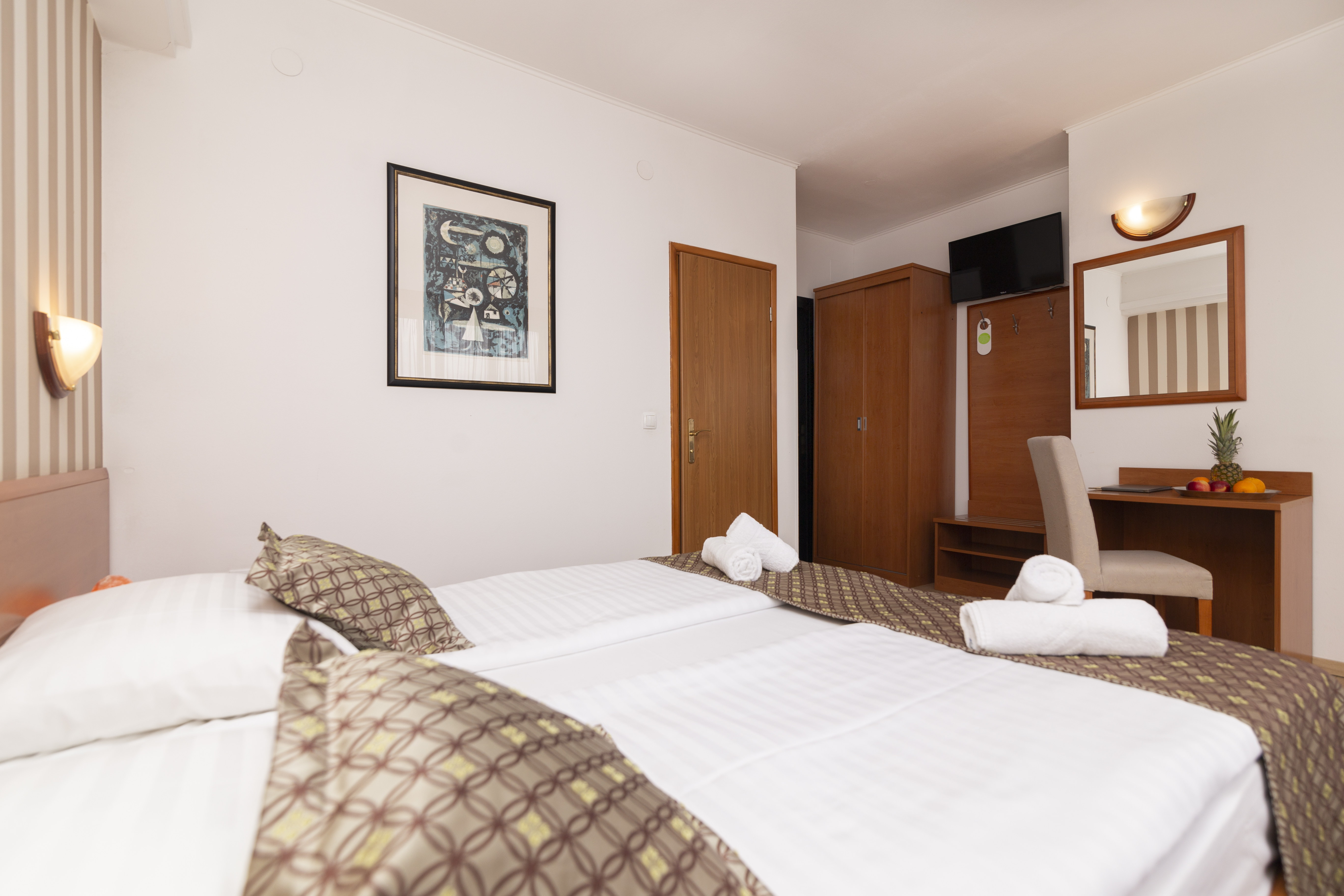 Hotel Neboder 23/62